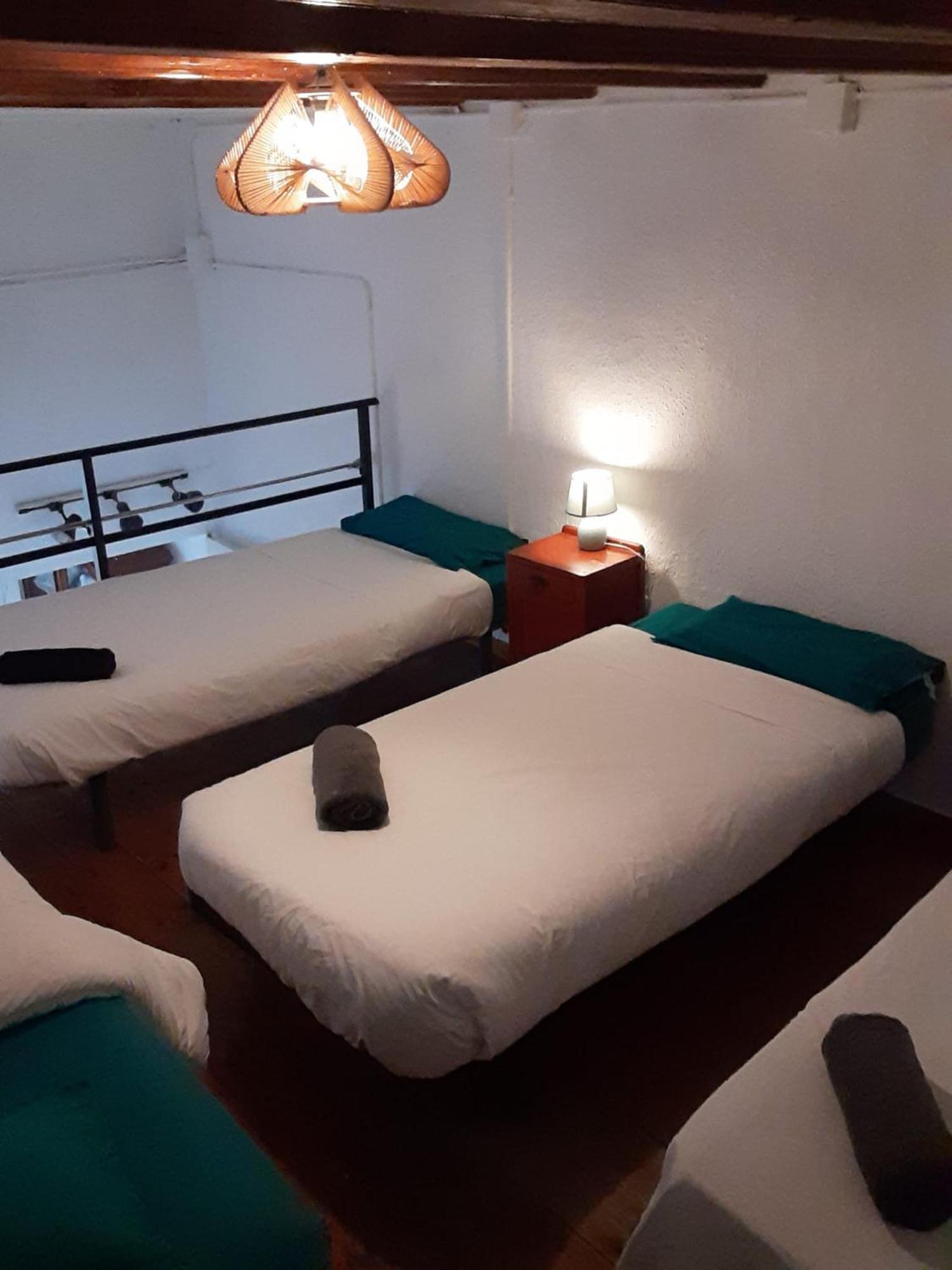 Habitacion Para Grupos Hasta 8 En Plena Rambla De Cataluna Барселона Екстериор снимка