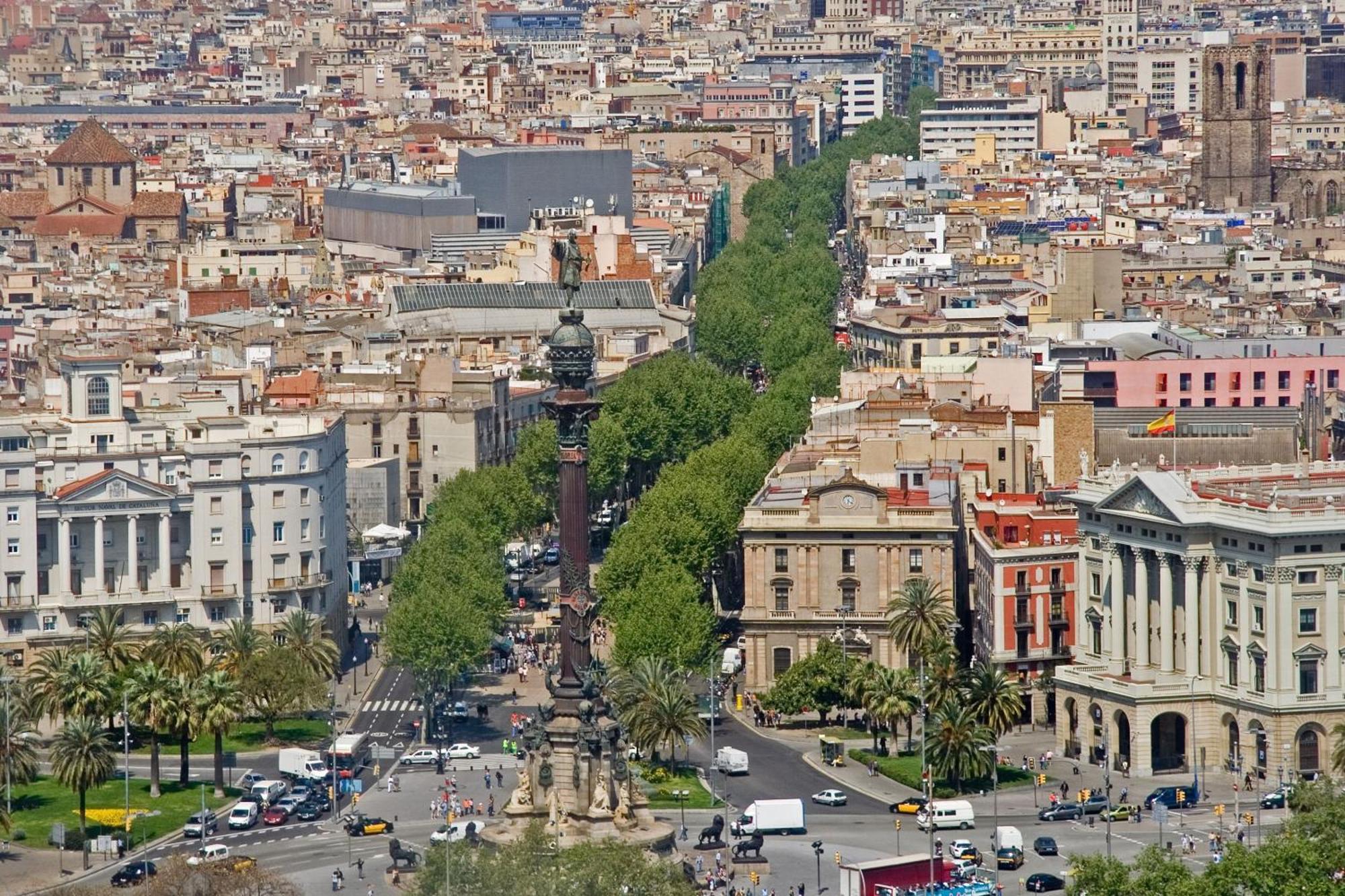 Habitacion Para Grupos Hasta 8 En Plena Rambla De Cataluna Барселона Екстериор снимка