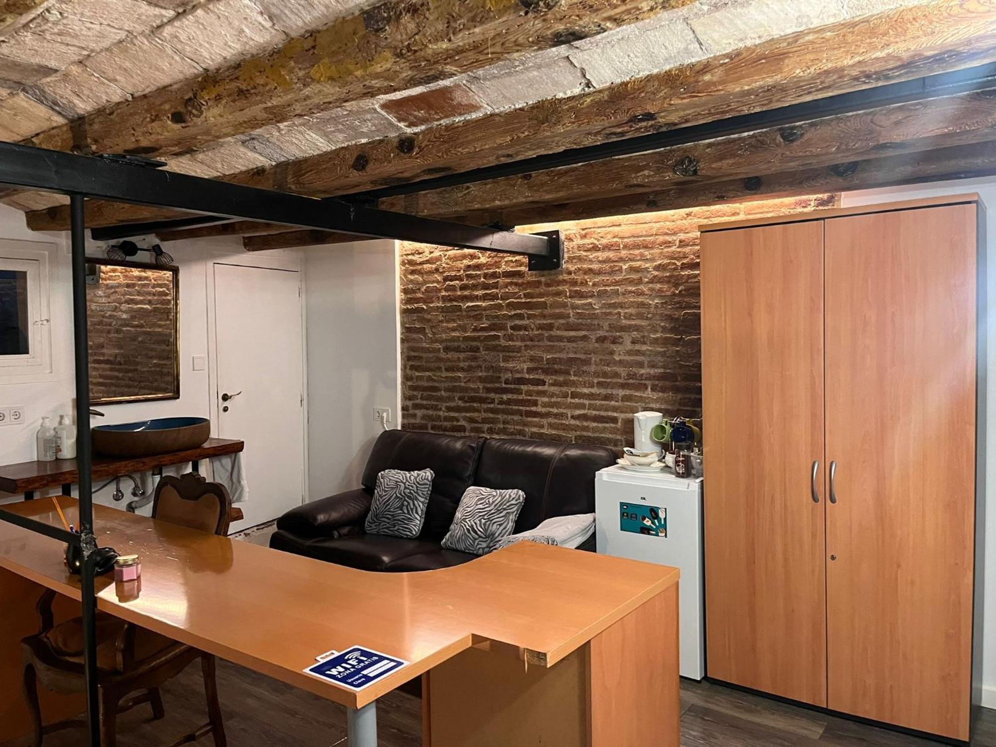 Habitacion Para Grupos Hasta 8 En Plena Rambla De Cataluna Барселона Екстериор снимка